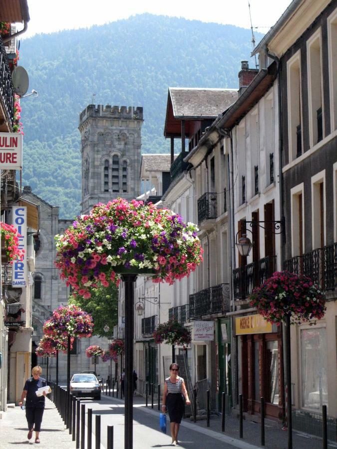 Appartement Proche Station Bagnères-de-Luchon エクステリア 写真